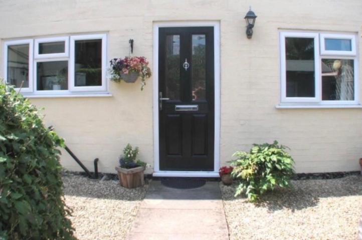 9 Bromleys Court Villa Church Stretton Exteriör bild